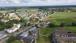 Photo aerienne par drone de bourgtheroulde 20240614 070333