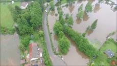 Photo aérienne parcelle agricole inondée