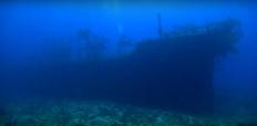 Prise de vue d une épave en plongée sous marine