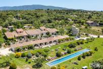 Photographie aérienne la bastide de Capelongue a Bonnieux dans le Lubéron