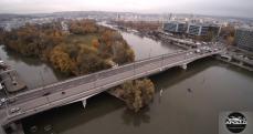 Pont d'Issy-les-Moulineaux en vue aérienne par drone