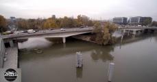 Pont d'Issy-les-Moulineaux en vue aérienne par drone