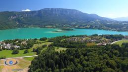 Prises de vues aériennes par drone en photo d'une commune