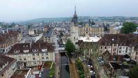 Promenade de l iton le beffroi et la mairie d Evreux