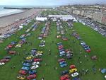 Rasemblement de voiture photographier du ciel par drone