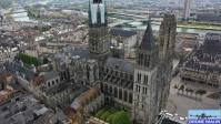 Rouen sa cathedrale et la seine vue du ciel par un drone