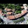 Videos aeriennes de villes ou villages filmees d un drone