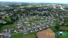 Village en vue aerienne par un drone