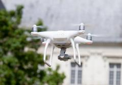 Vol et prise de vue aérienne par drone en Europe