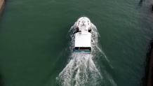 Vue aérienne d un bateau en mer