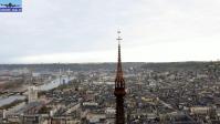 Vue aerienne de rouen par drone en normandie