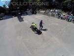 Vue aerienne evenement sportif moto acrobatie