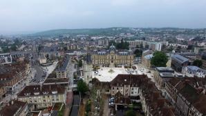 Vue aérienne par drone de la mairie et le beffroi d'Evreux