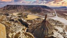 Vue aerienne par pilote drone bordeaux le piton des bardenas