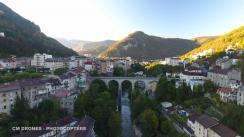 Vue du ciel de la ville de saint claude Entreprises de drone en Bourgogne-Franche-Comté